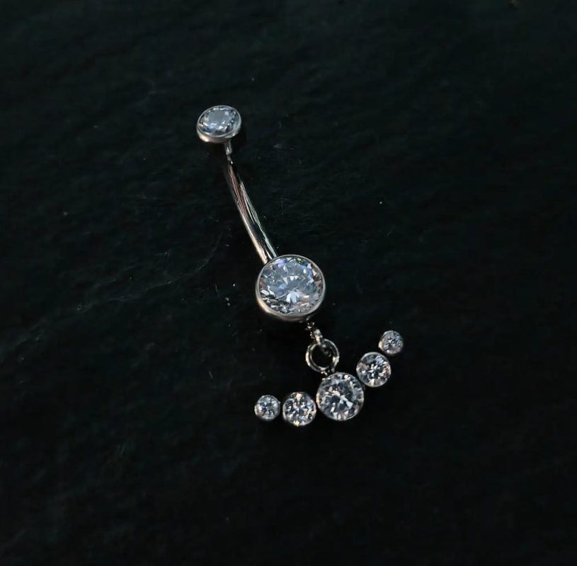 navel piercing ombelico