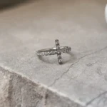 ring piercing croce zirconi